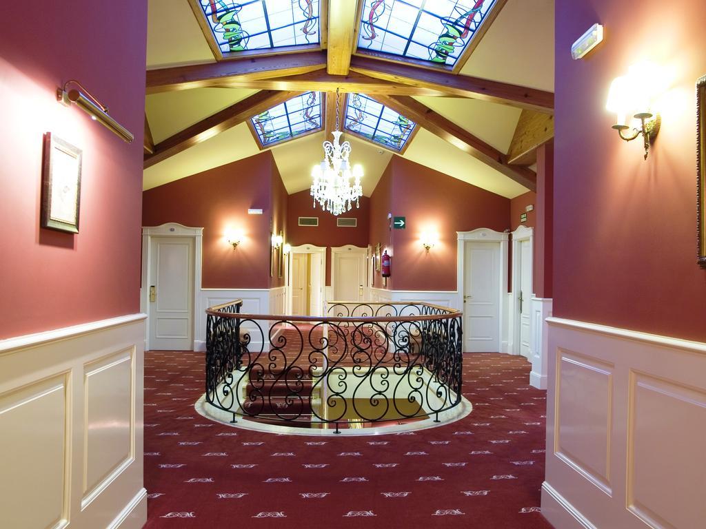 Hotel Fraga Do Eume A Capela Nội địa bức ảnh